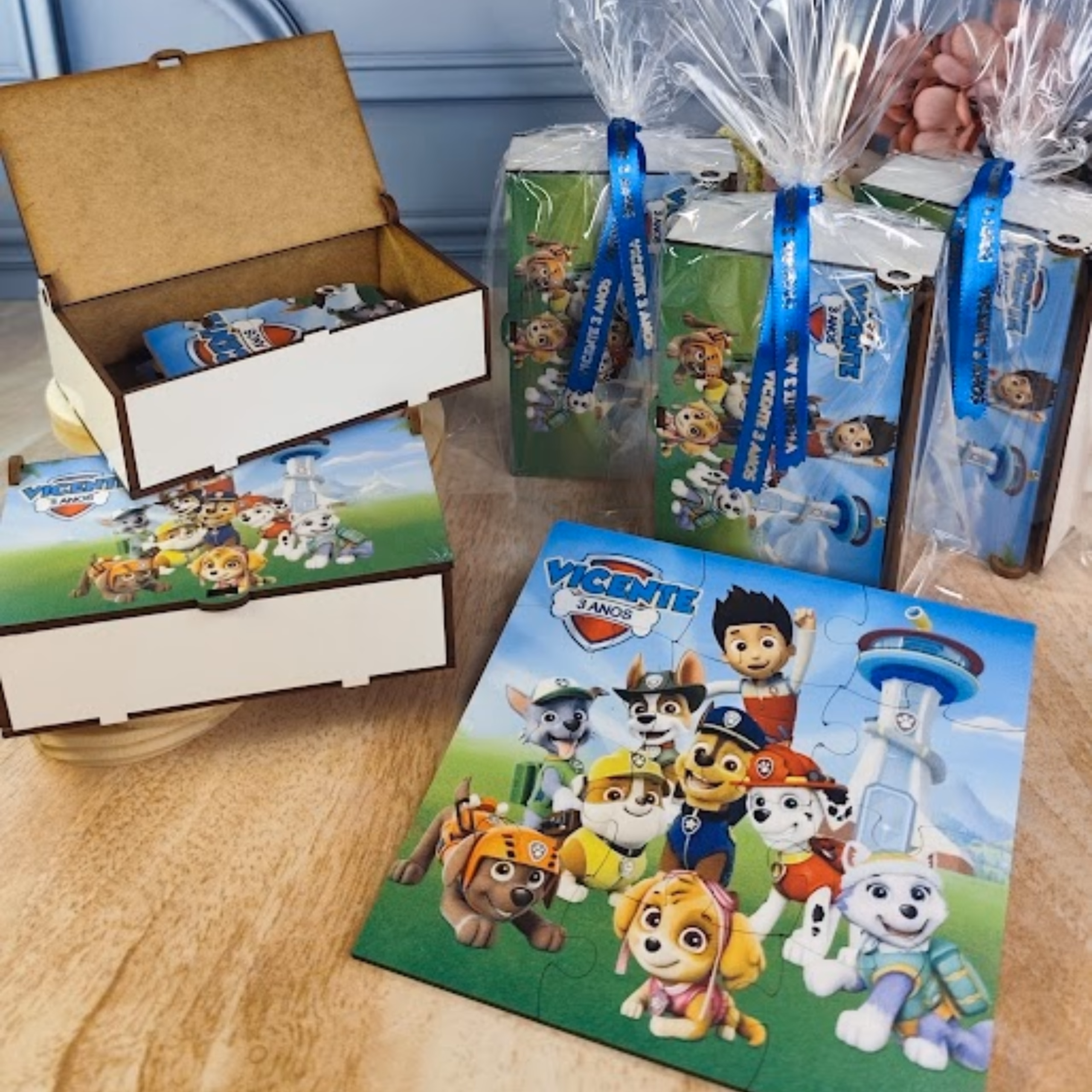 Quebra-Cabeça MDF 12peças Personalizado com impressão permanente (15cmx15cm) e e com Caixa de MDF Personalizado+saco celofane+fita personalizada