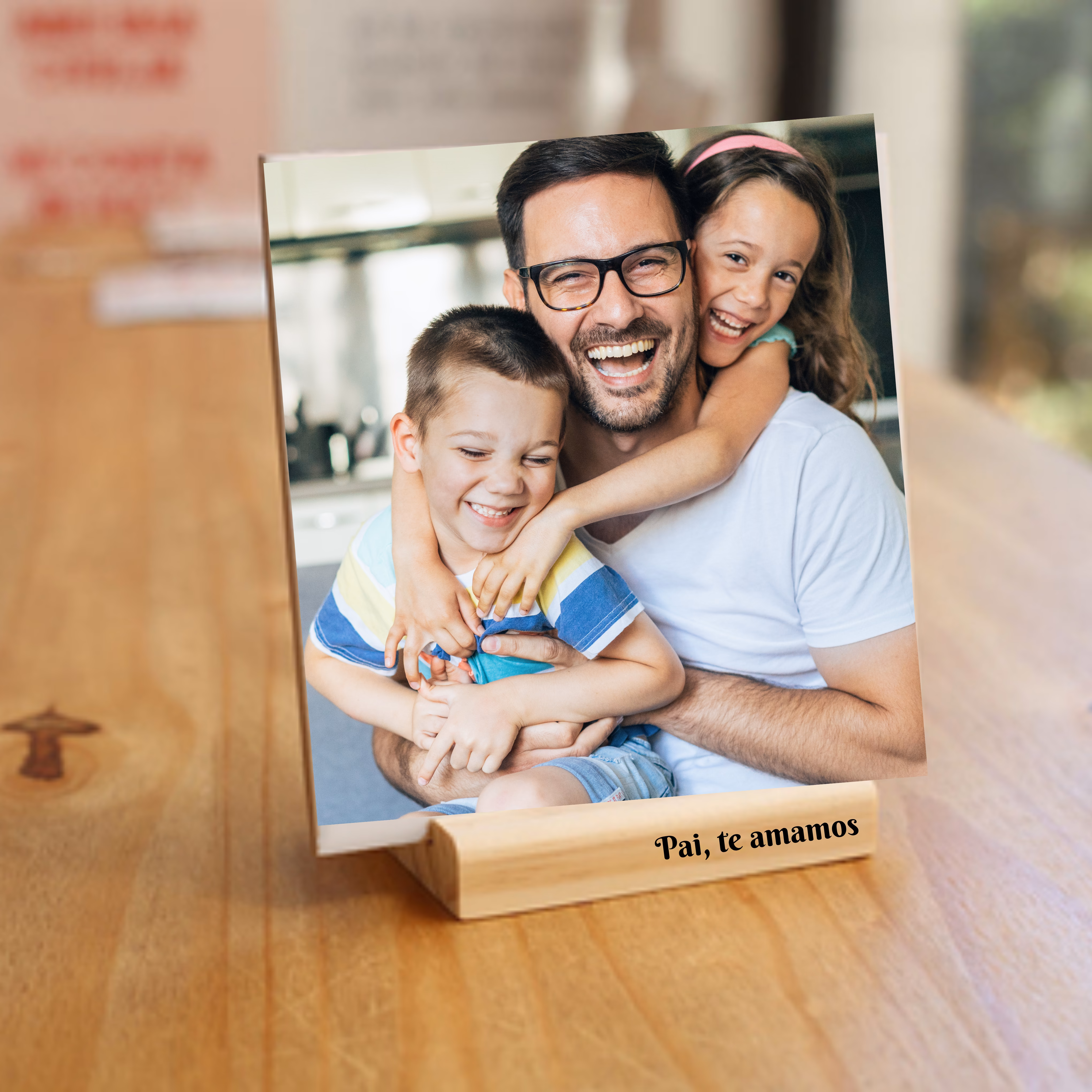 Porta Retrato com Base de Pinus 1 foto com impressão permanente na madeira